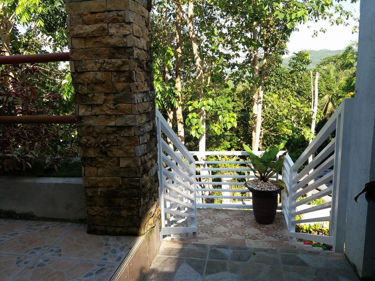 Villa Feliza Loboc Exteriér fotografie